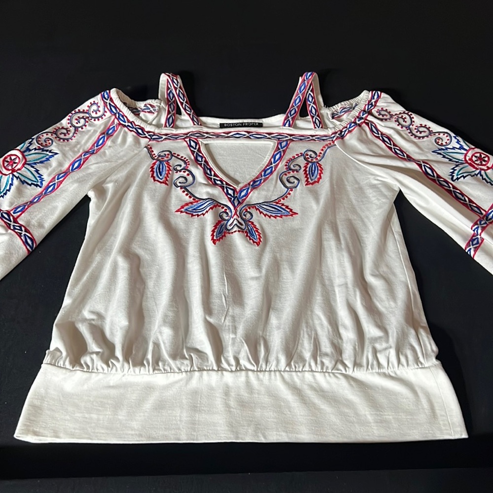 LAST CHANCE!! Boston Proper knit top